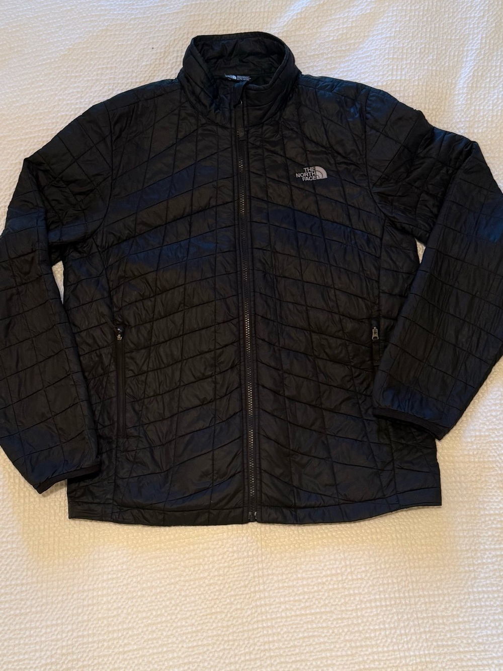 The North Face | Black Quilted Puffer Jacket | Kids XL Fits Women's M/L - Picture 3 of 15